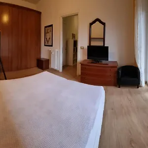 Bilocale A Due Passi Dal Mare In Marina Di Andora. Appartamento Marina dʼAndora